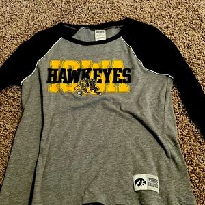 Womens Hawkeyes shirt